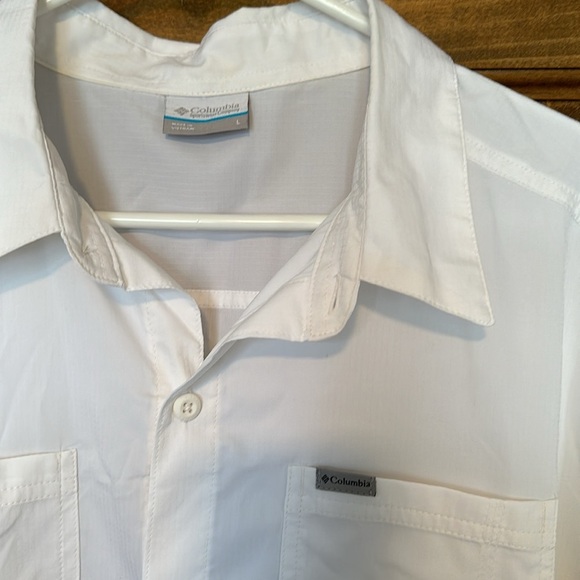 Columbia Short Sleeve Button Down - Picture 2 of 3